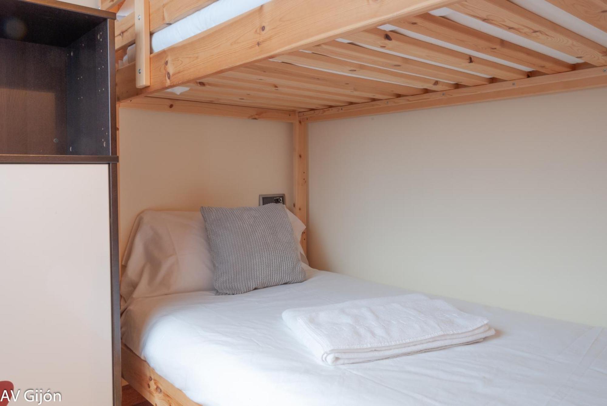 Av Premio Real 16 Apartment Gijon Luaran gambar