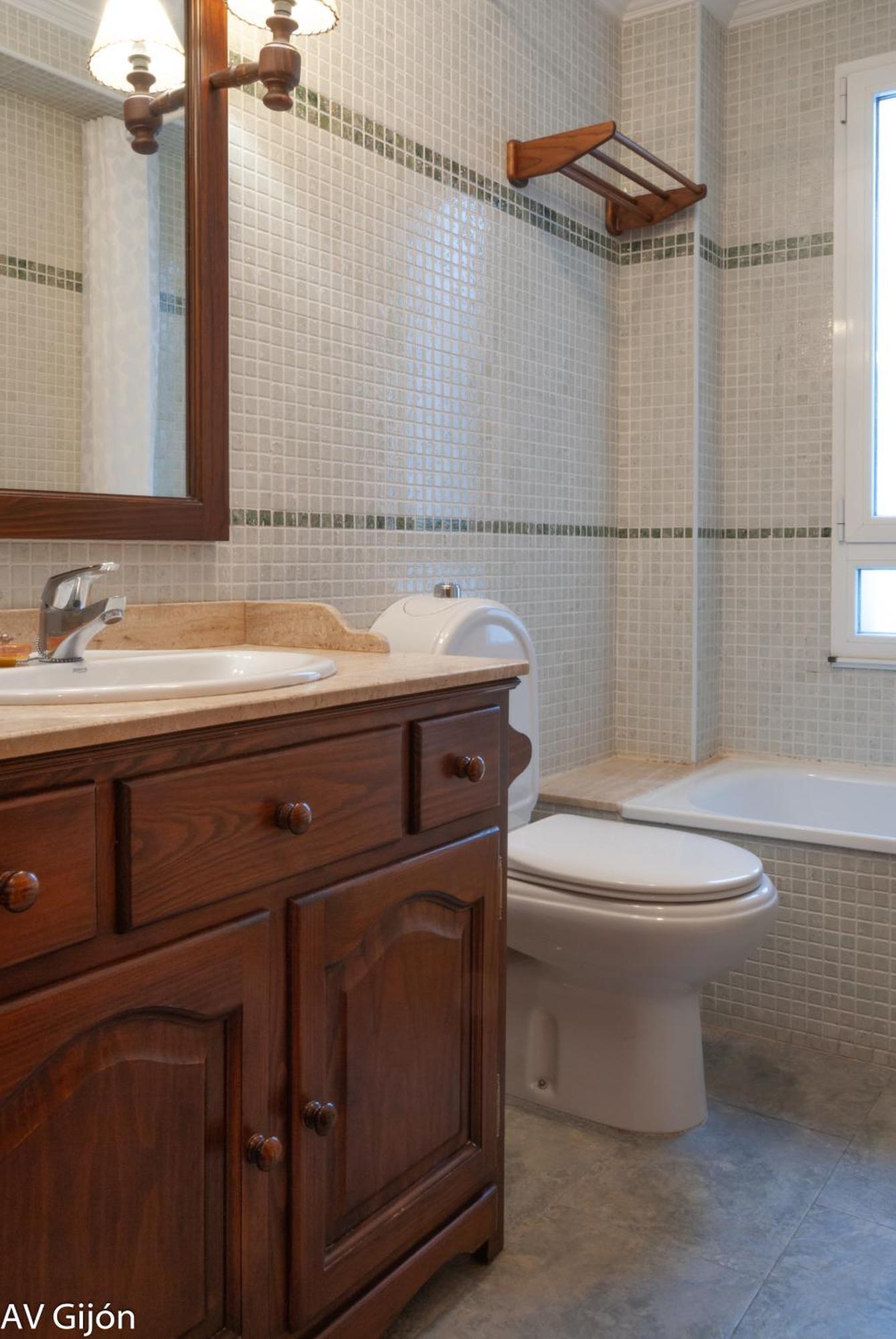 Av Premio Real 16 Apartment Gijon Luaran gambar
